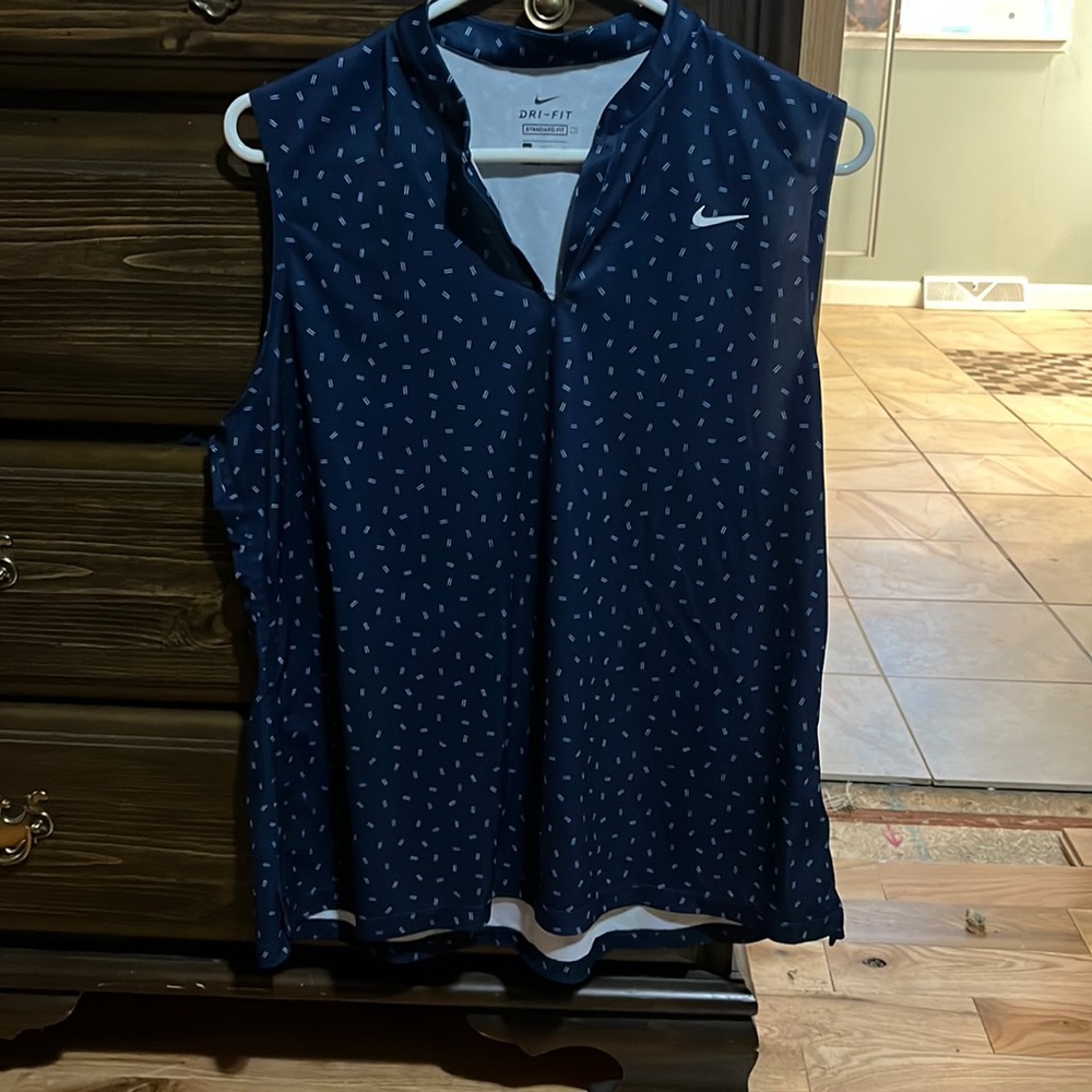 Nike golf shirt